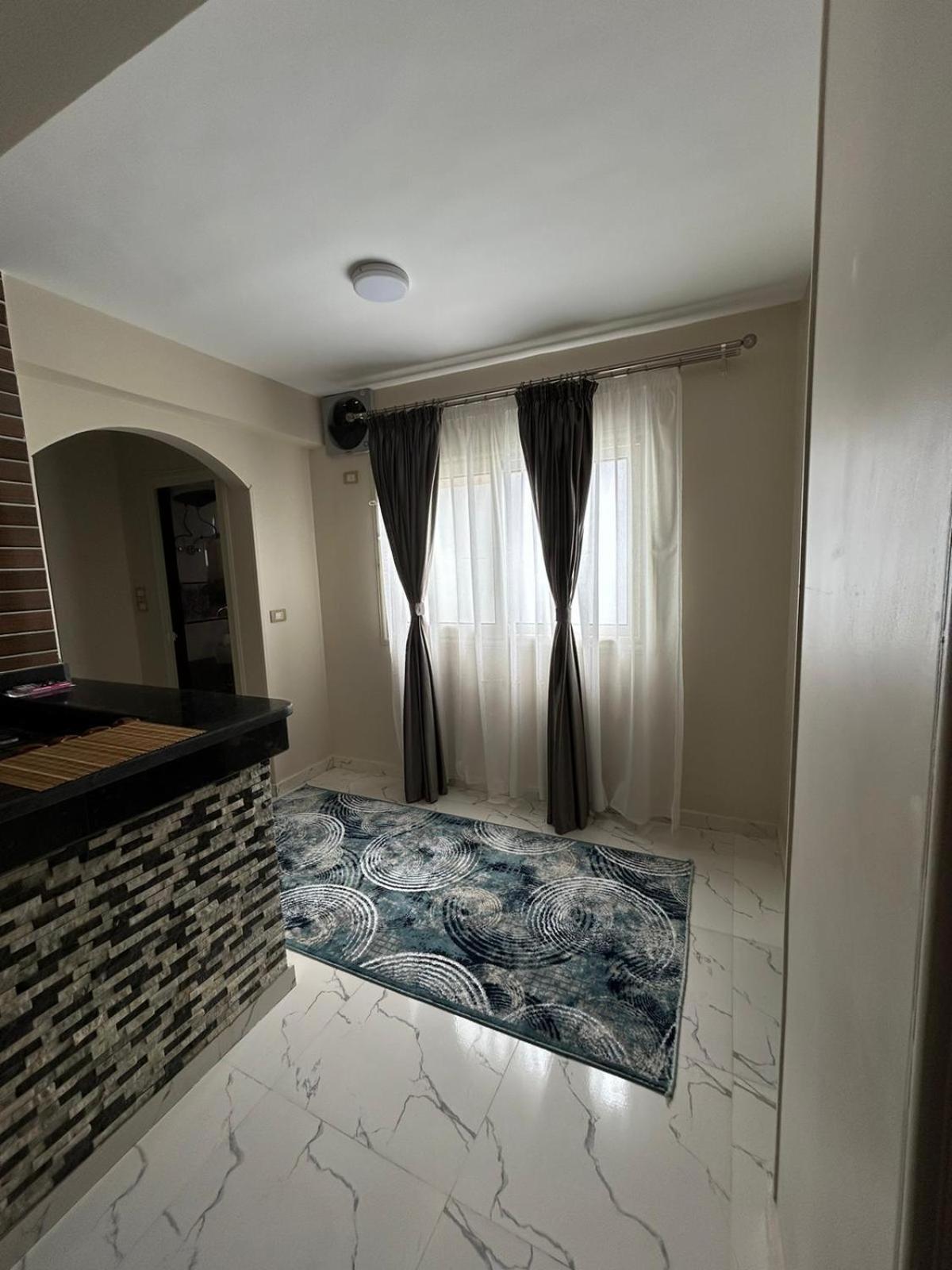Apartment Hossam 1 Gurdaka Kültér fotó